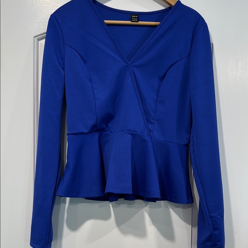 🔵 Blue Peplum Top Size Large